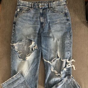American Eagle Curvy Mom Jeans